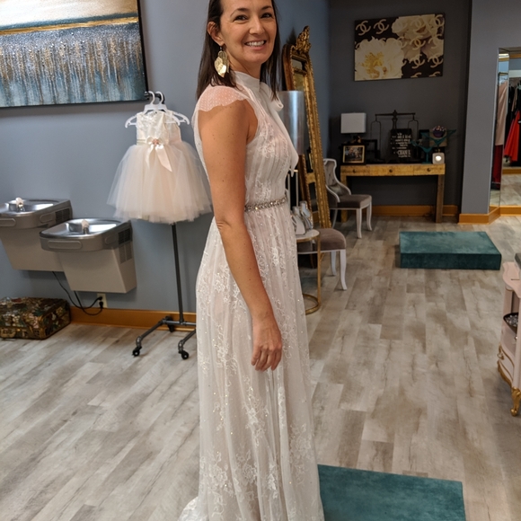 Mac Duggal white dress - Picture 4 of 5